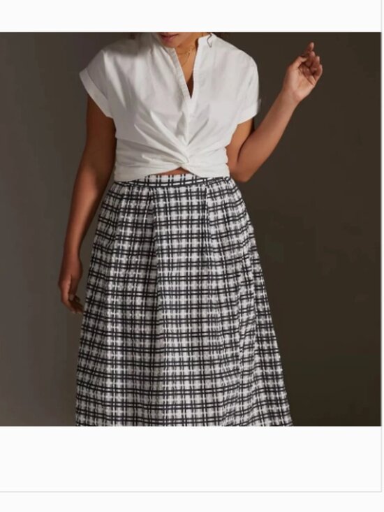 Anthropologie Dresses & Skirts - Maeve by Anthropologie navy and White Overlay Skirt Circle Midi Size 6P NWT